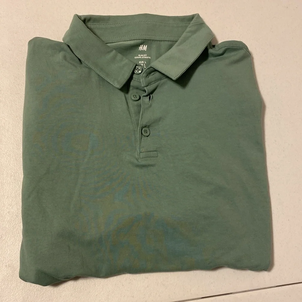 Men’s Tee - Picture 2 of 3